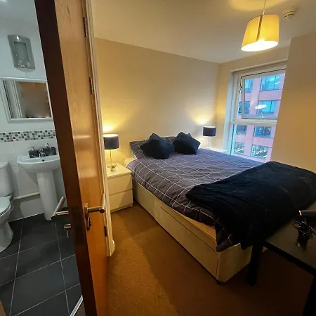 City View Spacious 2 Bed Apartment 2 Bathrooms Manchester Exterior photo