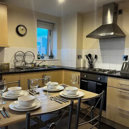City View Spacious 2 Bed Apartment 2 Bathrooms Manchester Exterior photo